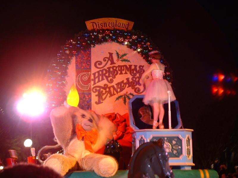 Disneyland's A Christmas Fantasy Parade, Disneyland