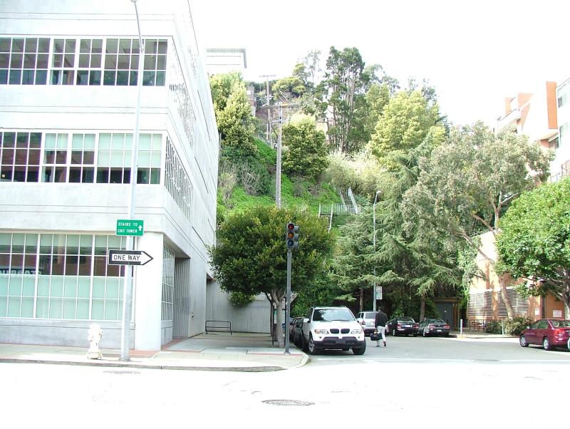 Filbert stairs to Coit Tower/Telegraph Hill, Jo & Frances in San Francisco, California